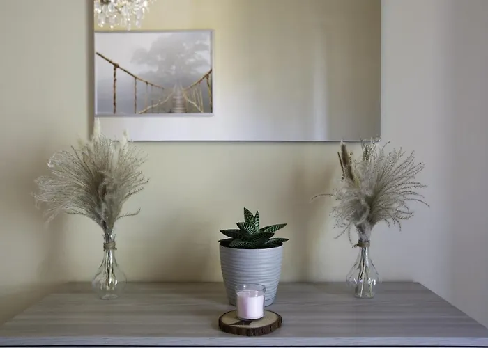 Urban Nest ~ Florencie